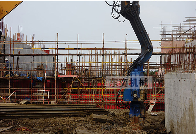 最新打樁工人招聘，行業(yè)現(xiàn)狀透視與各方觀點(diǎn)探討，個(gè)人立場表達(dá)