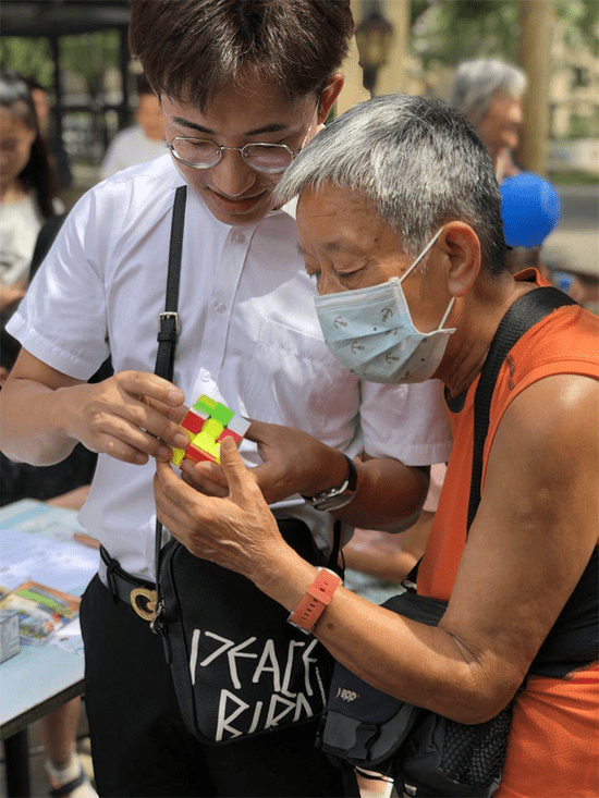魔方社區(qū)最新動(dòng)態(tài)與全方位指南，玩轉(zhuǎn)魔方，技能提升——針對(duì)初學(xué)者與進(jìn)階用戶(hù)的建議