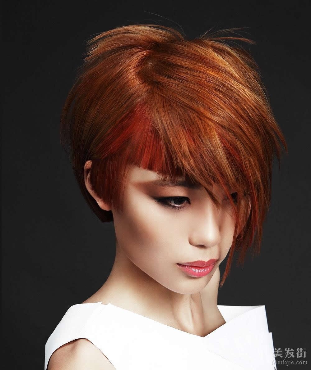 涉黃警告，美發(fā)網(wǎng)隱藏小巷深處，美發(fā)天堂還是危險(xiǎn)地帶？