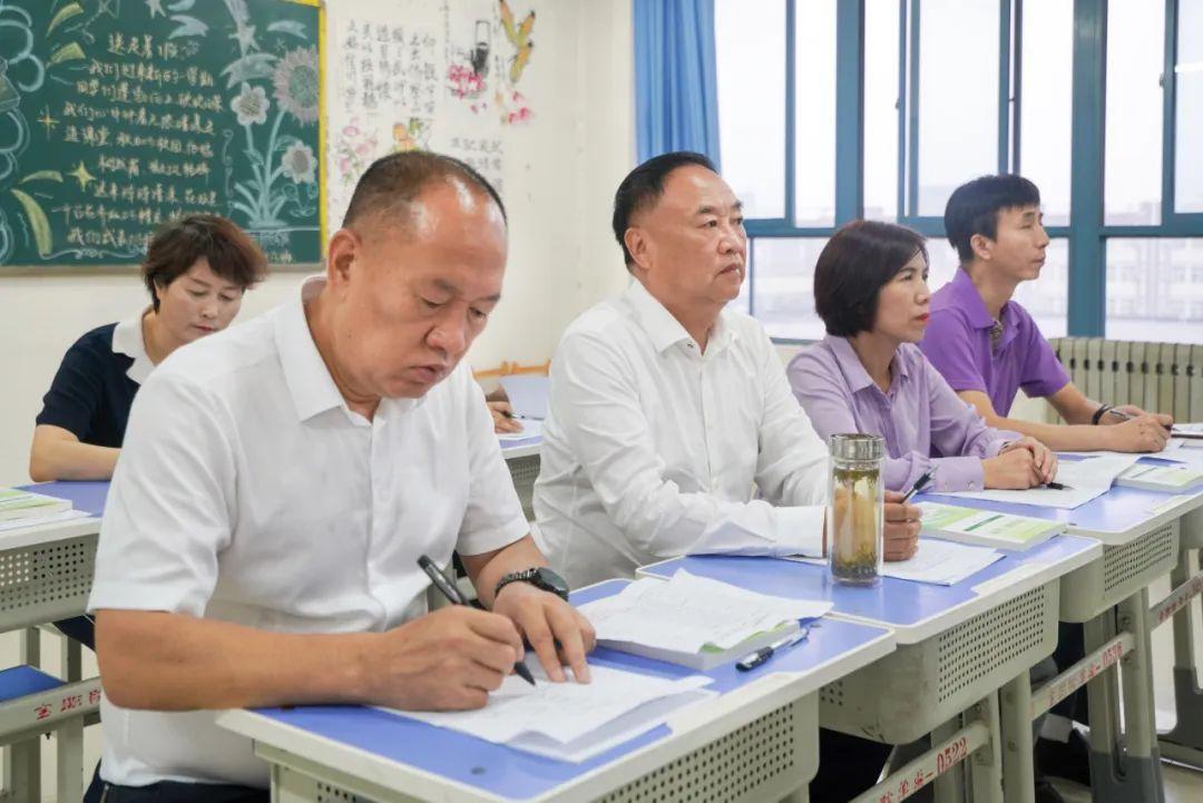 49資料免費大全2023年,數(shù)據(jù)引導(dǎo)執(zhí)行策略_YGW27.768本地版