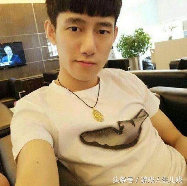 阿哲最新動態(tài)揭秘，探索前沿，潮流引領(lǐng)者