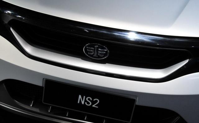 夏利NS2最新動態(tài)揭秘，小巷中的隱藏瑰寶