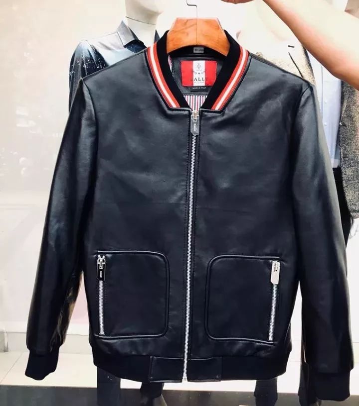 奧奇盛達(dá)美皮衣最新款，選購(gòu)、搭配、保養(yǎng)全指南