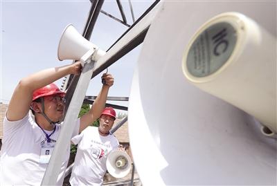 大喇叭廣播，小巷深處的獨(dú)特音符與隱藏的特色小店揭秘