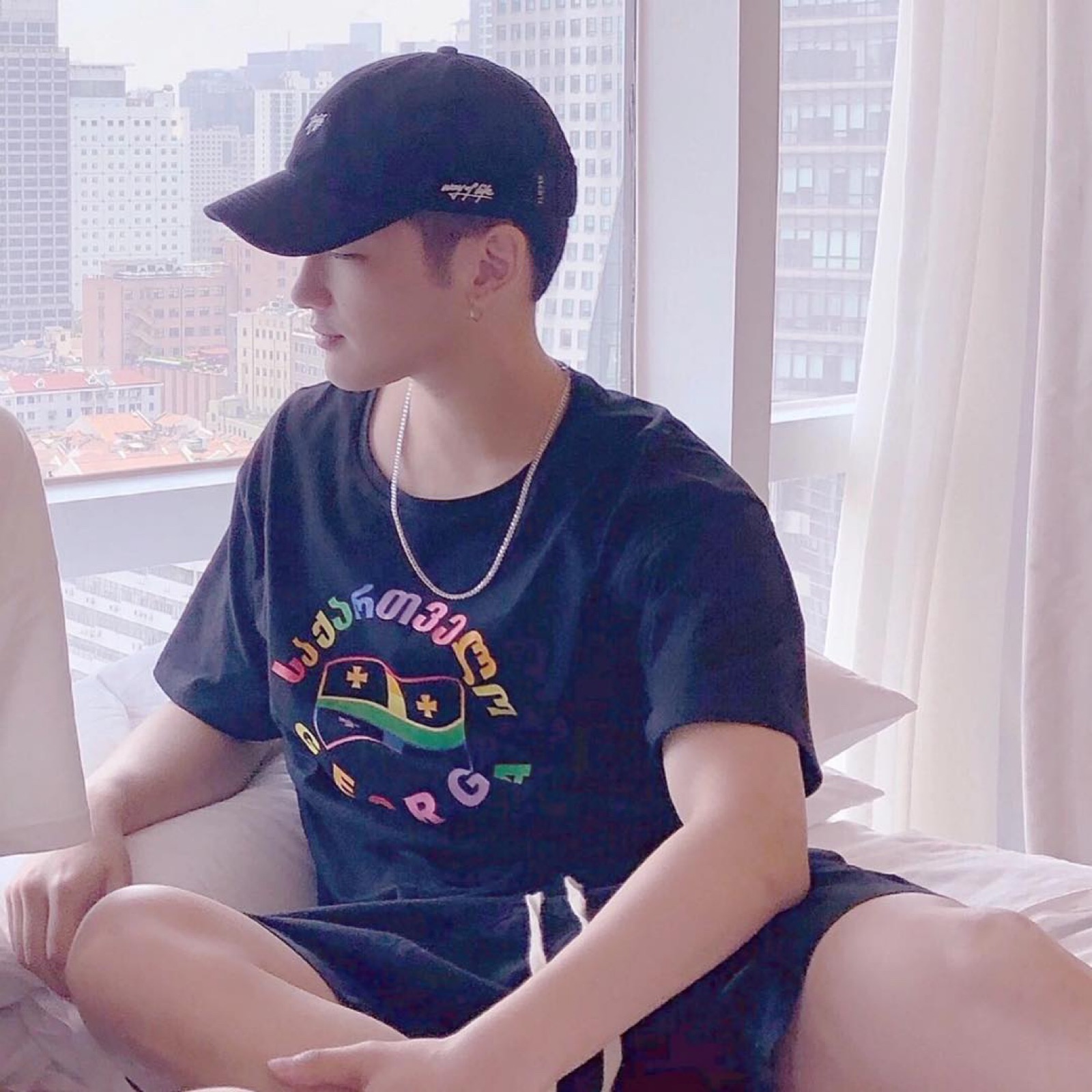 單人情侶的日常趣事，最新篇章