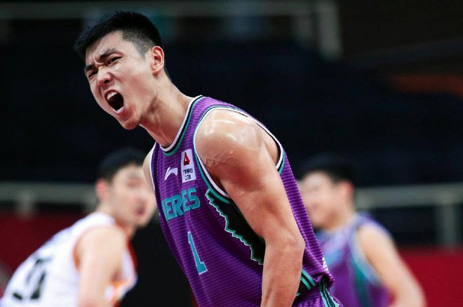 高詩(shī)巖最新動(dòng)態(tài)，籃球新星閃耀賽場(chǎng)，影響力持續(xù)擴(kuò)大