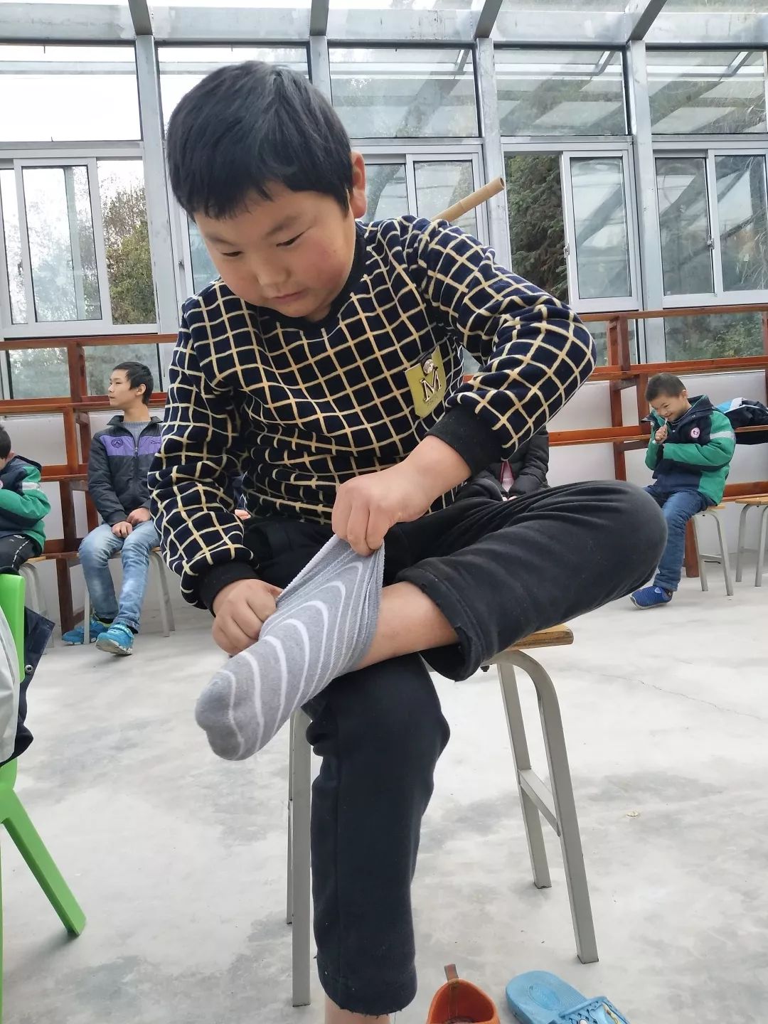 穿襪子比賽，心靈與自然的競技之旅