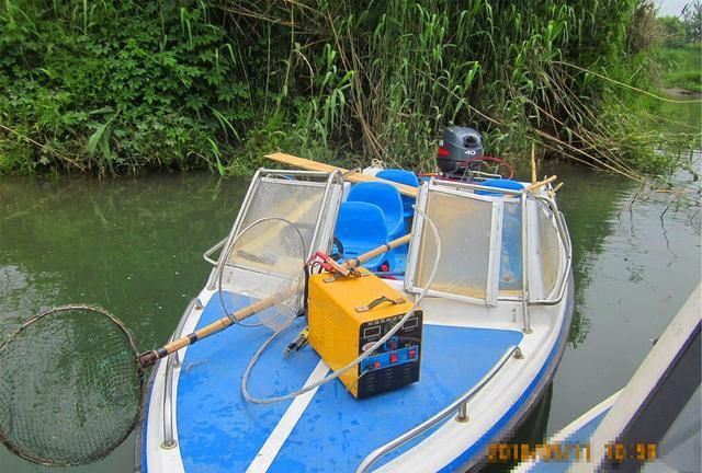 運(yùn)動(dòng)場館燈具 第208頁