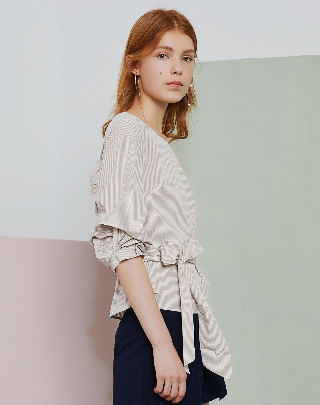 紅袖新款服飾，時尚自信之源，引領(lǐng)風(fēng)尚變化之路