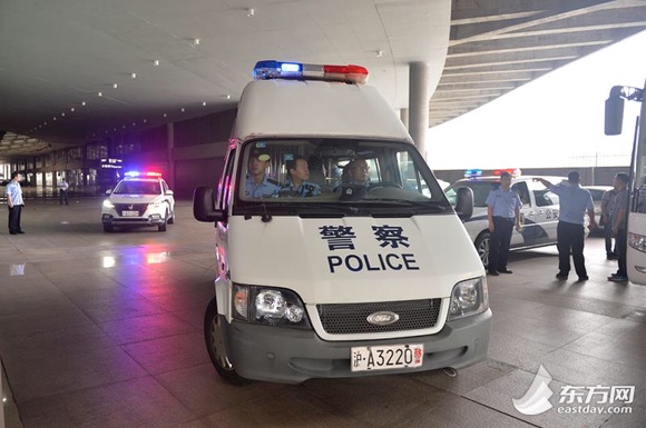 最新小額詐騙動(dòng)態(tài)揭秘，小巷深處的神秘特色小店警惕詐騙風(fēng)險(xiǎn)