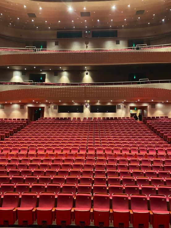 11月21日出生明星的寧靜之旅，與大自然美景的邂逅和內(nèi)心的尋找