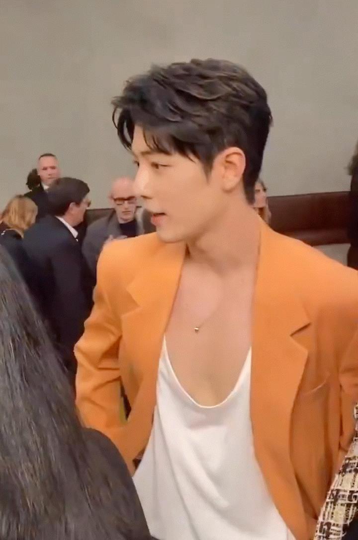 肖戰(zhàn)最新動態(tài)揭秘，獲取肖戰(zhàn)最新資訊的全方位指南