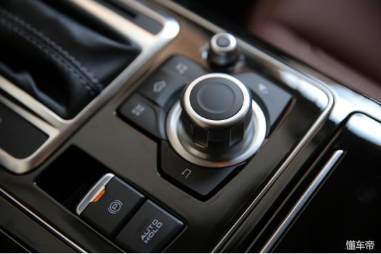 FCW資訊更新，家庭歡聚的日常趣事回顧