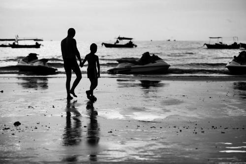 最新春秋旅行社旅游報價揭秘，小巷中的隱藏寶藏，啟程未知旅行魅力探索之旅