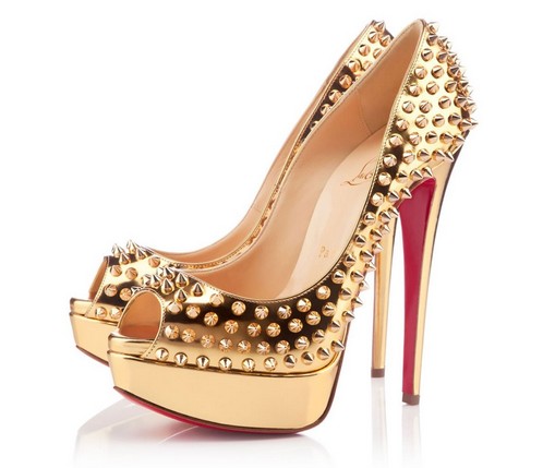 最新鞋業(yè)加盟資訊大揭秘，加盟趨勢(shì)、熱門品牌一網(wǎng)打盡！