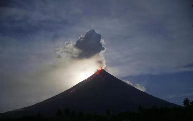 富士山火山動(dòng)態(tài)更新，追尋內(nèi)心平靜的旅行之旅