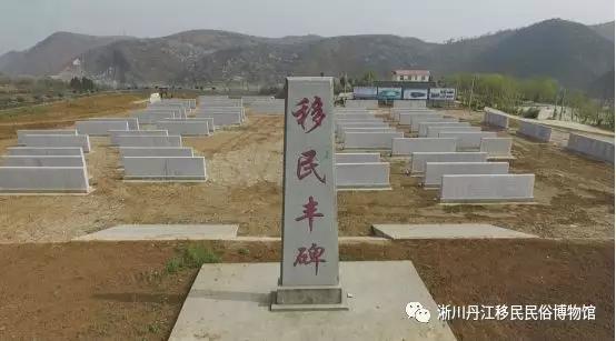 鎮(zhèn)平電視臺(tái)主持人，優(yōu)雅才華并存的光彩之星?