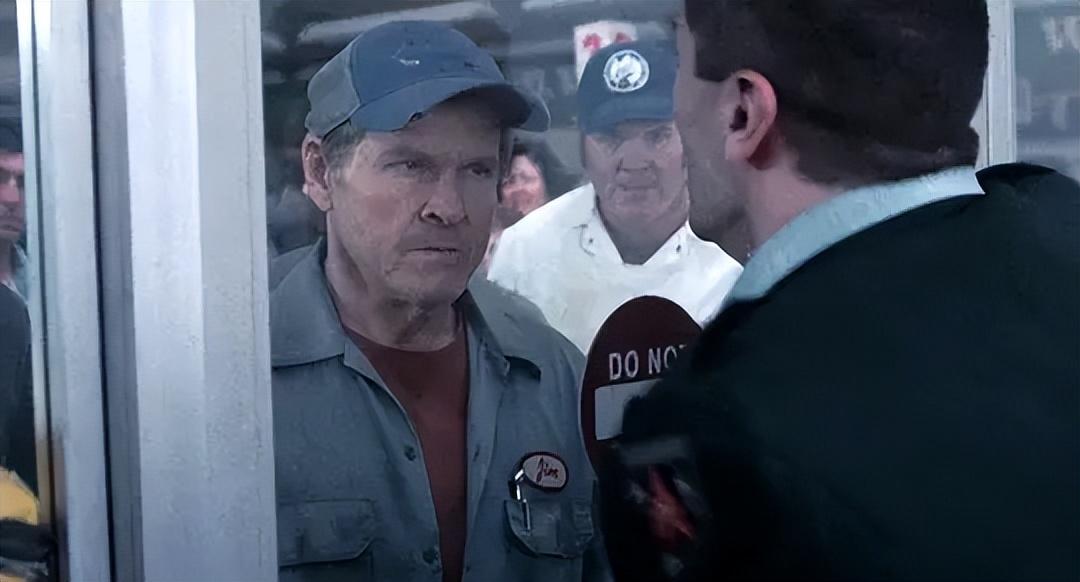 迷霧世界最新探索，自信閃耀，揭開未知面紗