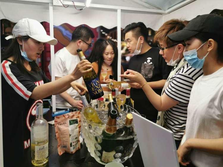 捕魚達人2最新版，小巷神秘寶藏探索與特色小店奇妙之旅