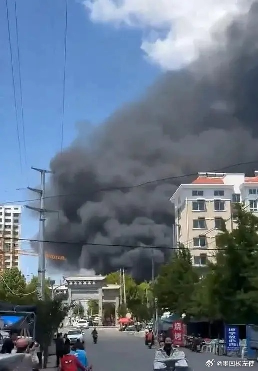 煙臺大火最新動態(tài)，力量與希望的展現(xiàn)——變化中的自信與成就感