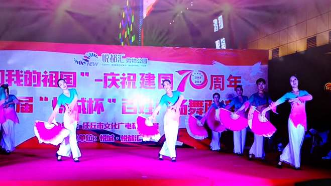 技藝與表現(xiàn)的完美融合，最新扇子舞比賽一等獎(jiǎng)榮耀揭曉！