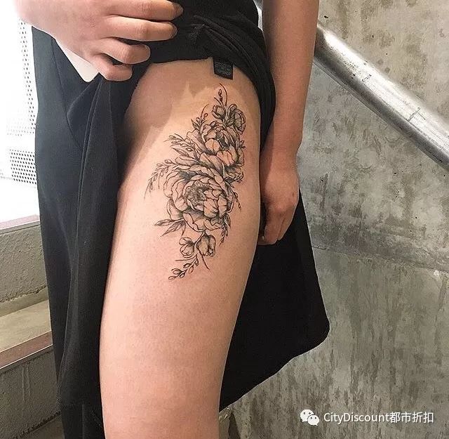 愛與陪伴的紋刻時(shí)光，最新紋身字母流行趨勢