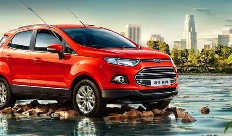 最新福特翼博，革新與爭(zhēng)議焦點(diǎn)揭秘