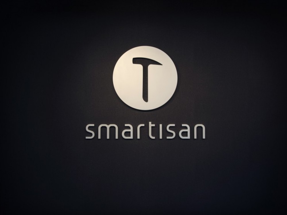 錘子最新版，科技與工藝完美融合之作