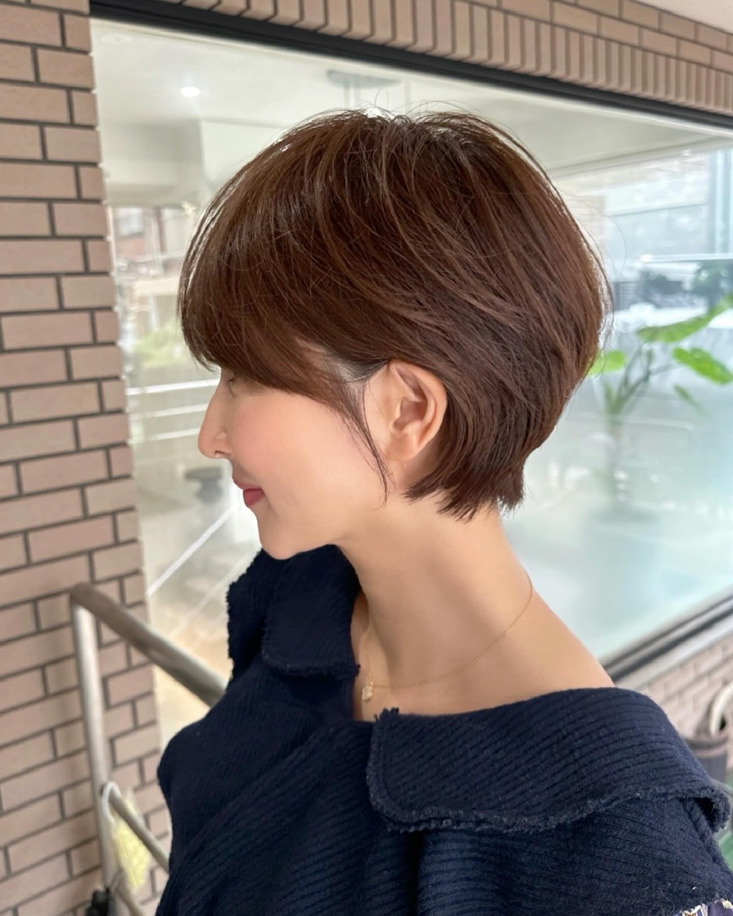 溫馨日常中的短發(fā)奇緣，愛的紐帶與最新發(fā)型圖片分享