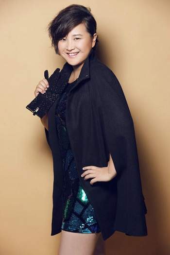 賈玲小品最新，喜劇界的璀璨明珠，引人捧腹爆笑！