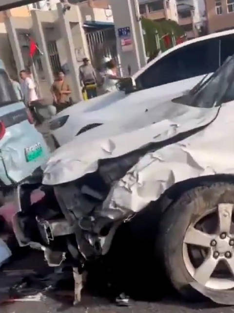 運(yùn)動(dòng)場館燈具 第109頁