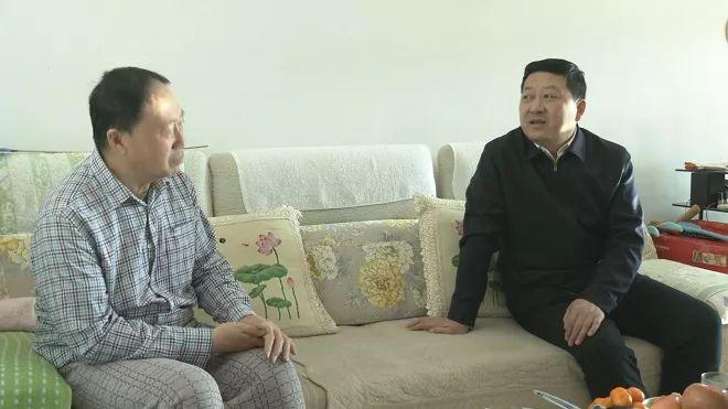 時(shí)政新聞速遞，最新動(dòng)態(tài)大揭秘，新鮮資訊不容錯(cuò)過(guò)！