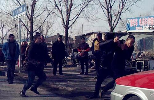 沈陽溫情日常背后的沖突與友情的誕生，一場(chǎng)誤會(huì)引發(fā)的打架傷人事件