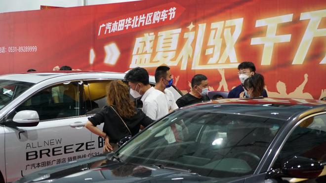 濟(jì)南最新車展，汽車行業(yè)盛宴全景呈現(xiàn)