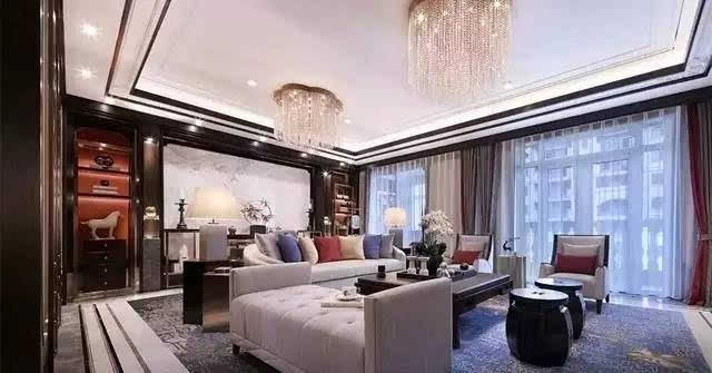 最新吊頂款，奇妙日常的探索