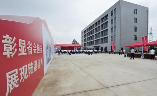 向塘最新動(dòng)態(tài)，科技重塑生活，未來(lái)之光體驗(yàn)之旅