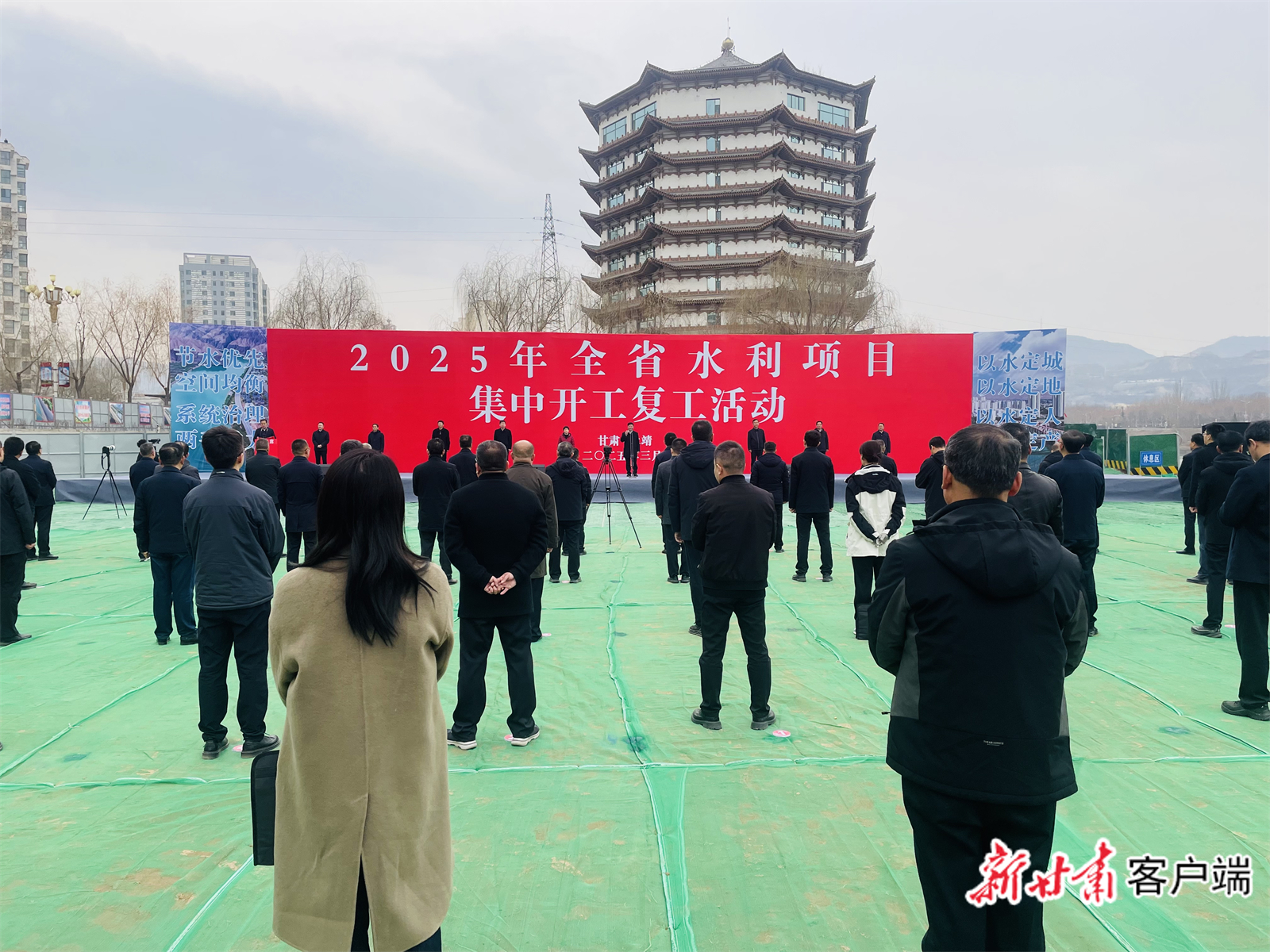 甘肅復(fù)工最新動態(tài)，自然美景探索之旅，重拾內(nèi)心平靜