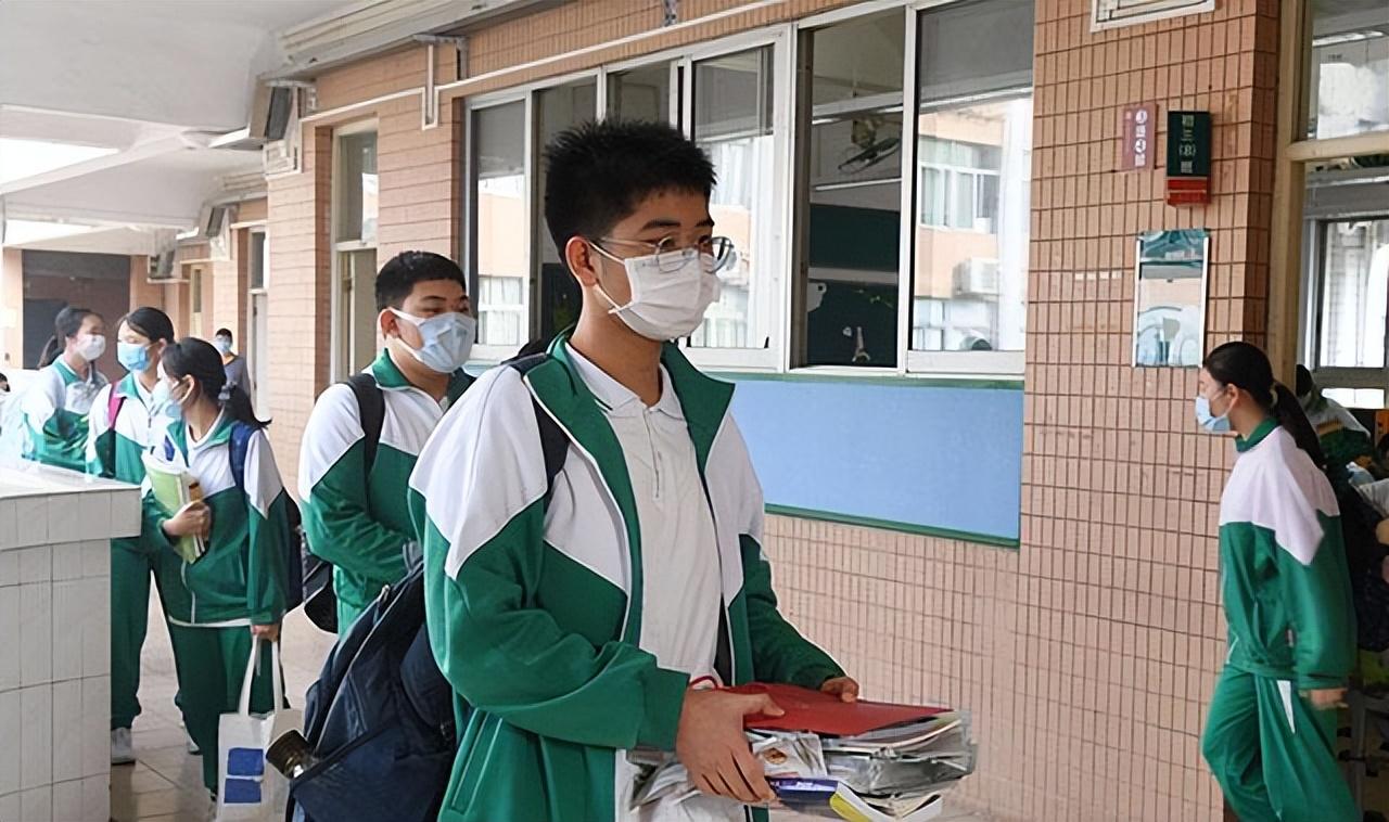 最新暴雨通知，科技智能守護(hù)安全，生活無(wú)憂預(yù)警通知