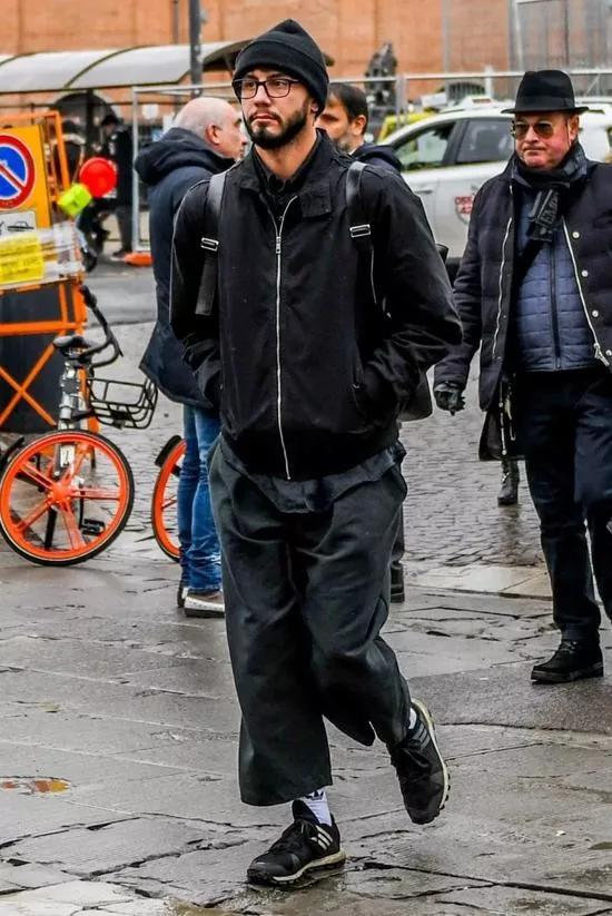 最新服飾男，引領(lǐng)時(shí)尚潮流的先鋒