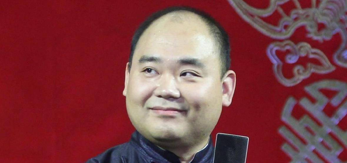 侯震最新，自然美景之旅，探尋內(nèi)心平和之地