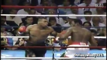 泰森最新動態(tài)，小巷深處的拳擊故事與美食秘境探索