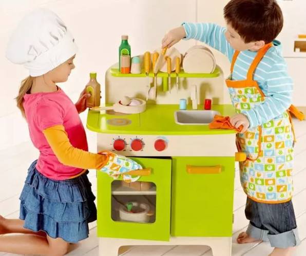 小女孩最新玩具趨勢與選擇探討，時尚之選揭秘