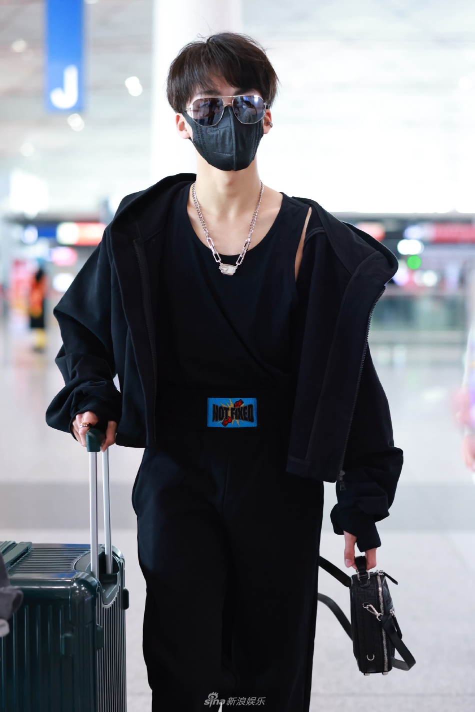 何洛洛機(jī)場(chǎng)最新動(dòng)態(tài)，自然美景的輕松探索之旅